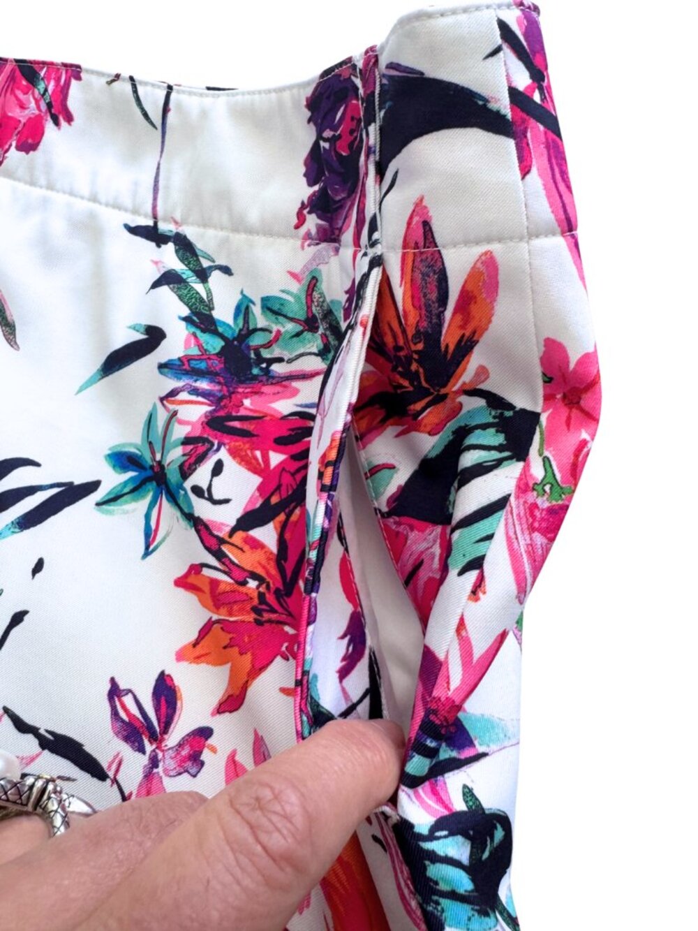 Lady Hagen Tropical Floral Golf Skort Size 4 Bright Resort Sport Skirt - Picture 6 of 7